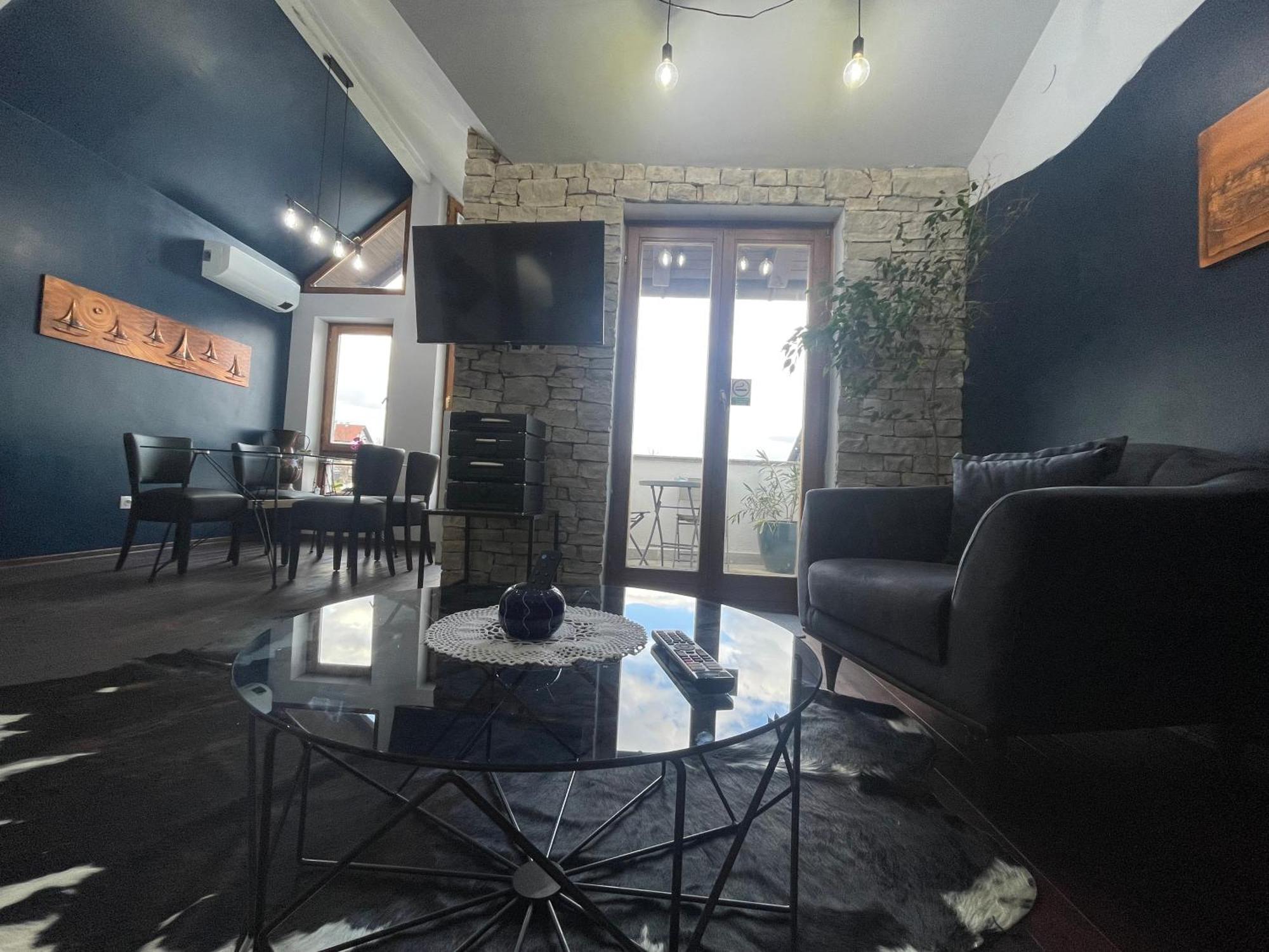 Vila Milka - Balkon - Besplatan Parking - Samostalna Prijava Karlovac Extérieur photo