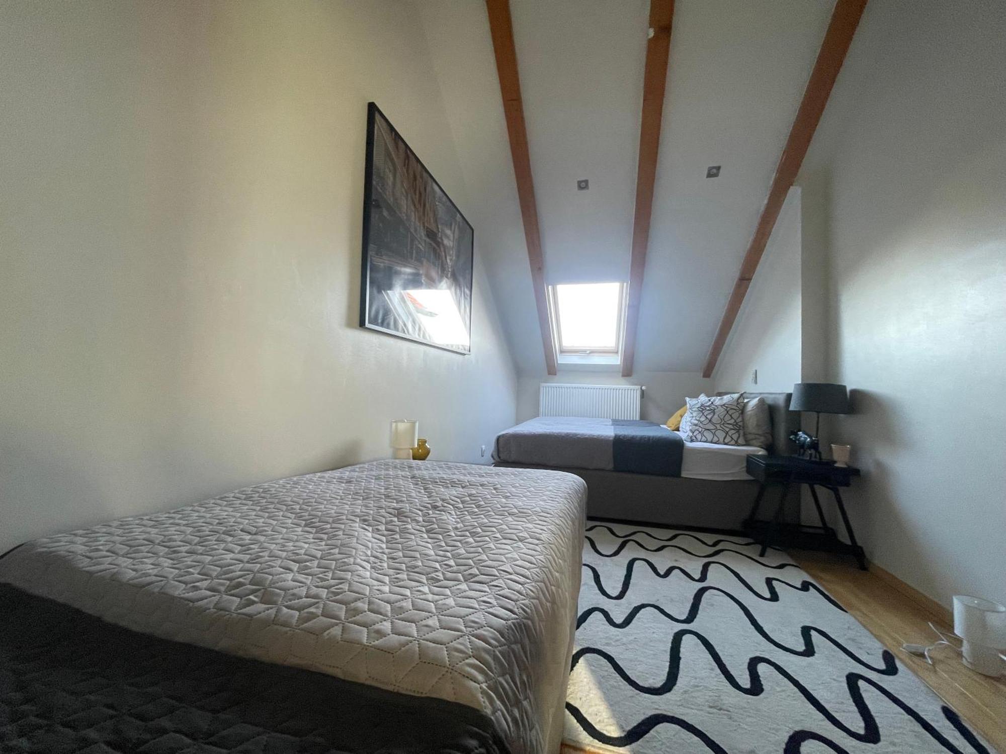 Vila Milka - Balkon - Besplatan Parking - Samostalna Prijava Karlovac Extérieur photo