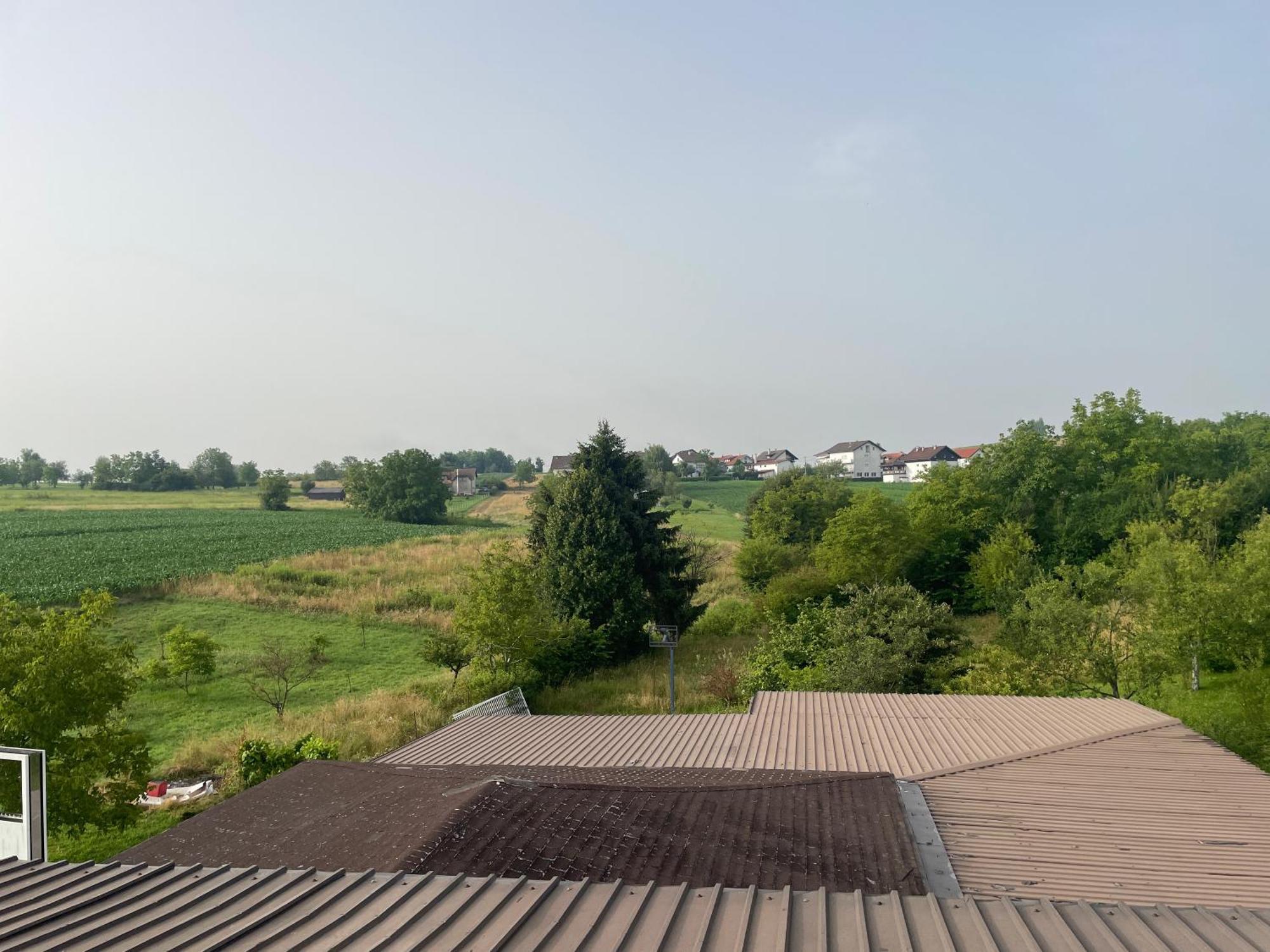Vila Milka - Balkon - Besplatan Parking - Samostalna Prijava Karlovac Extérieur photo